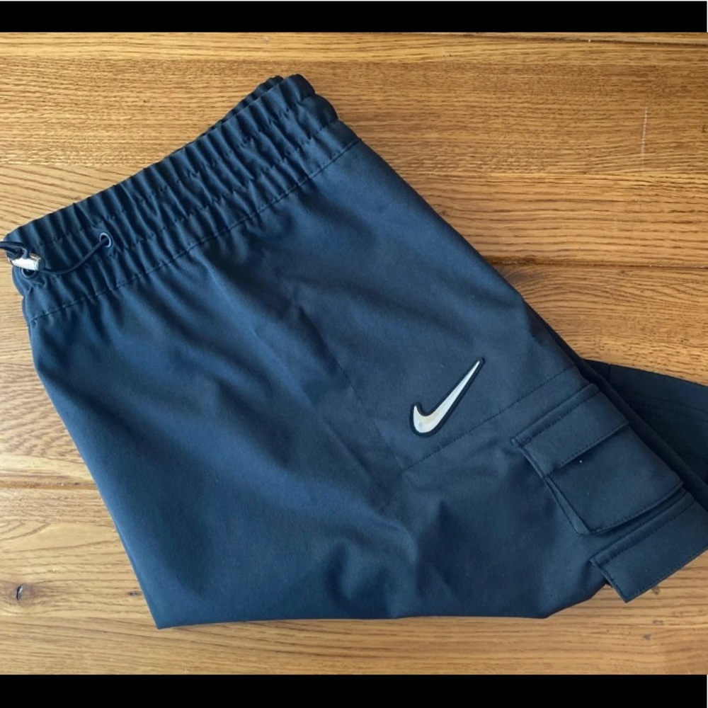 Brand New Nike Black Skirt Size Large